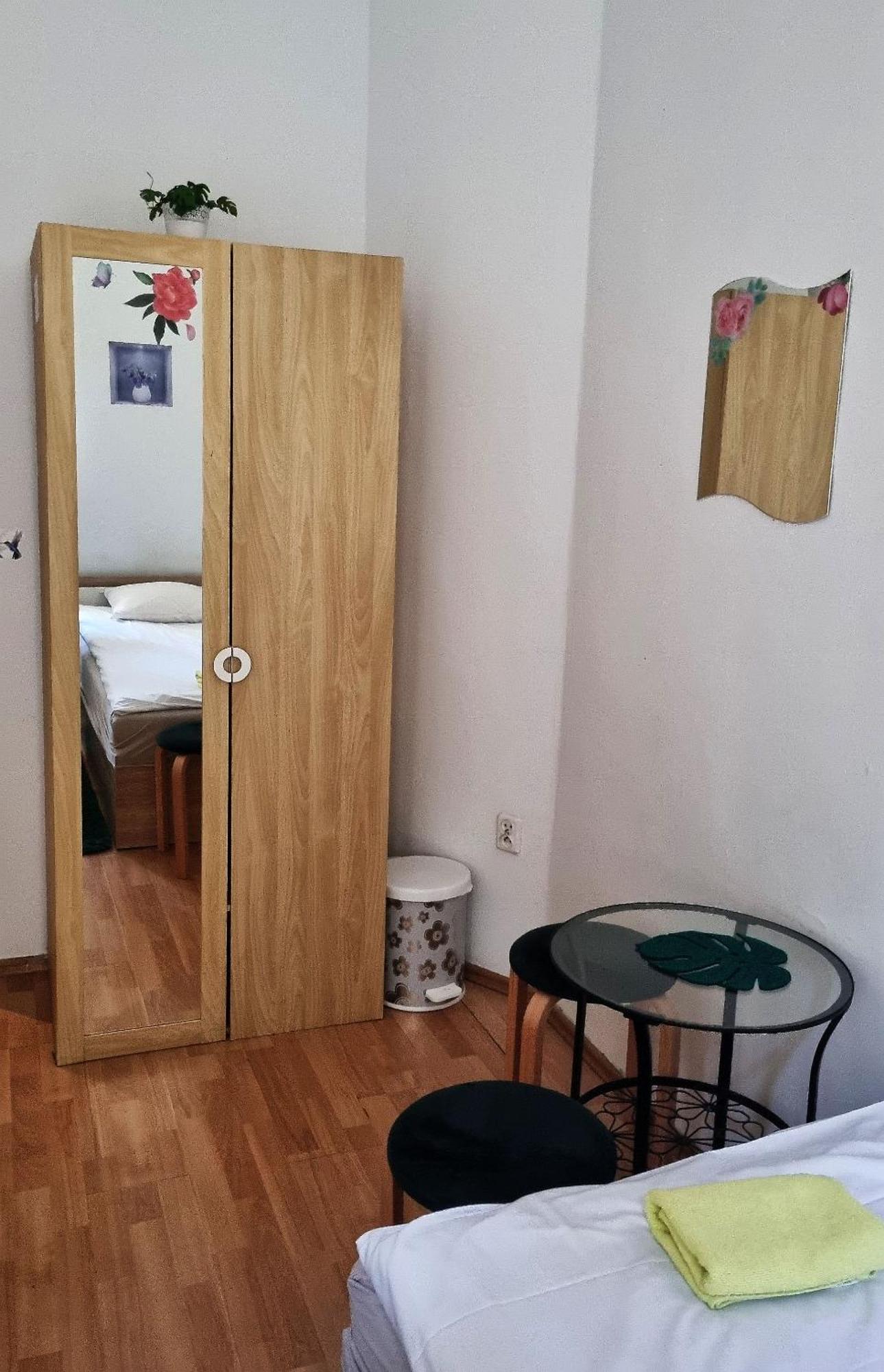 Green Cat Rooms クラクフ エクステリア 写真